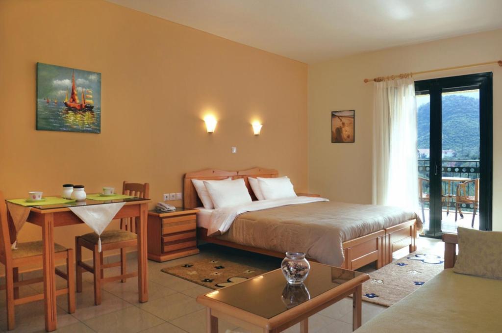 Hotel Patelis Poulithra Room photo