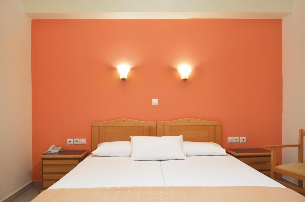 Hotel Patelis Poulithra Exterior photo